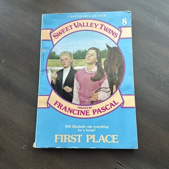 Sweet Valley Twins softcover #8 First Place - Picture 1 of 3